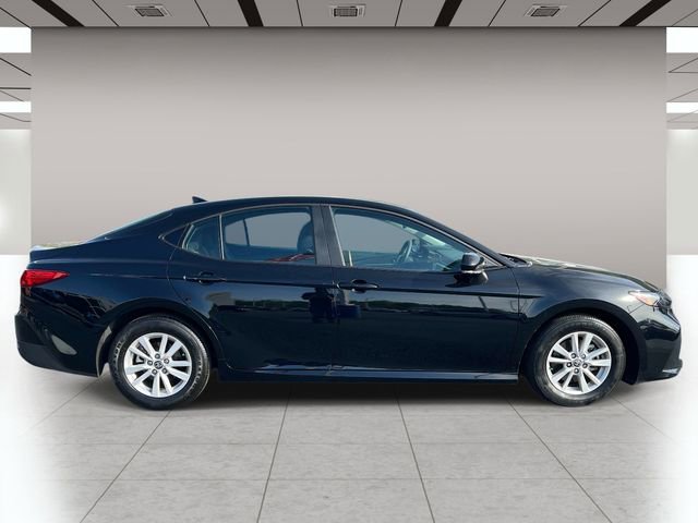 Used 2026 Toyota Camry LE FWD image 2