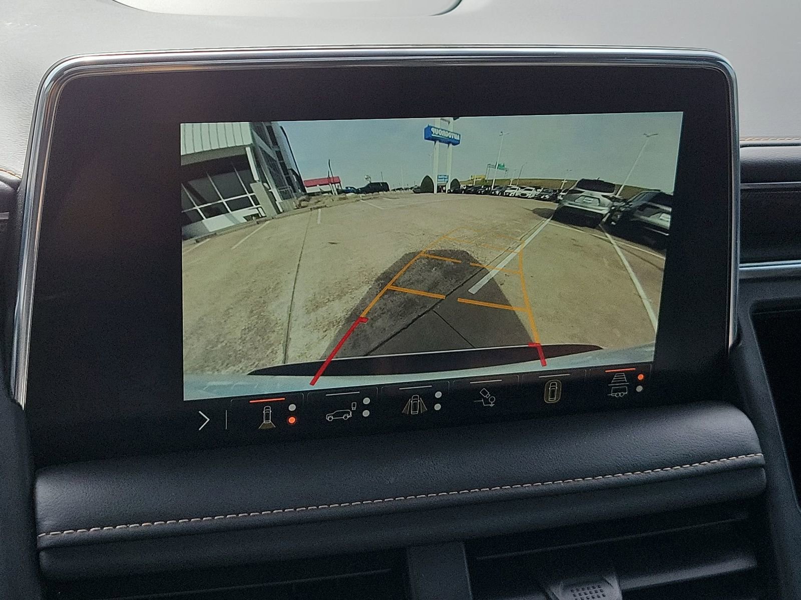 Certified 2023 GMC Yukon AT4 w/ AT4 Premium Plus Package image 15