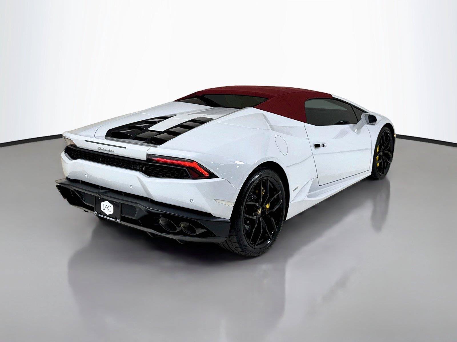 Used 2016 Lamborghini Huracan LP 610-4 AWD/4WD image 40