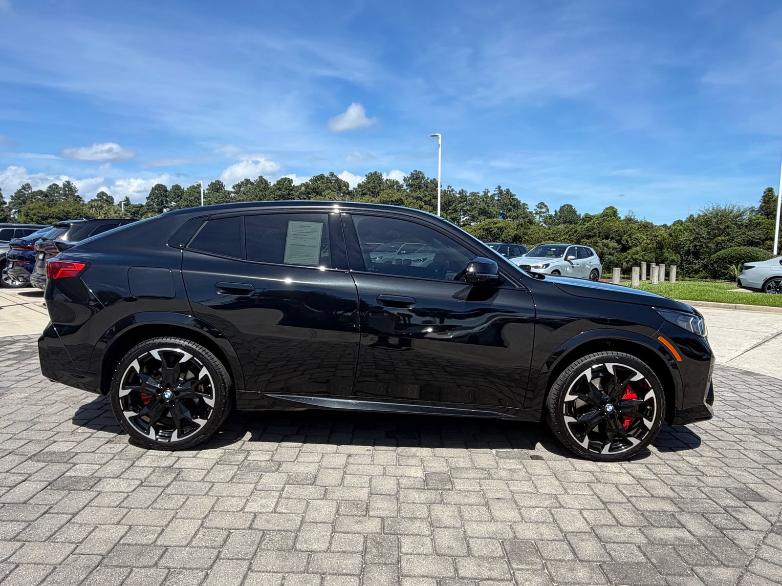 Used 2026 BMW X2 M35i w/ Technology Package AWD/4WD image 7