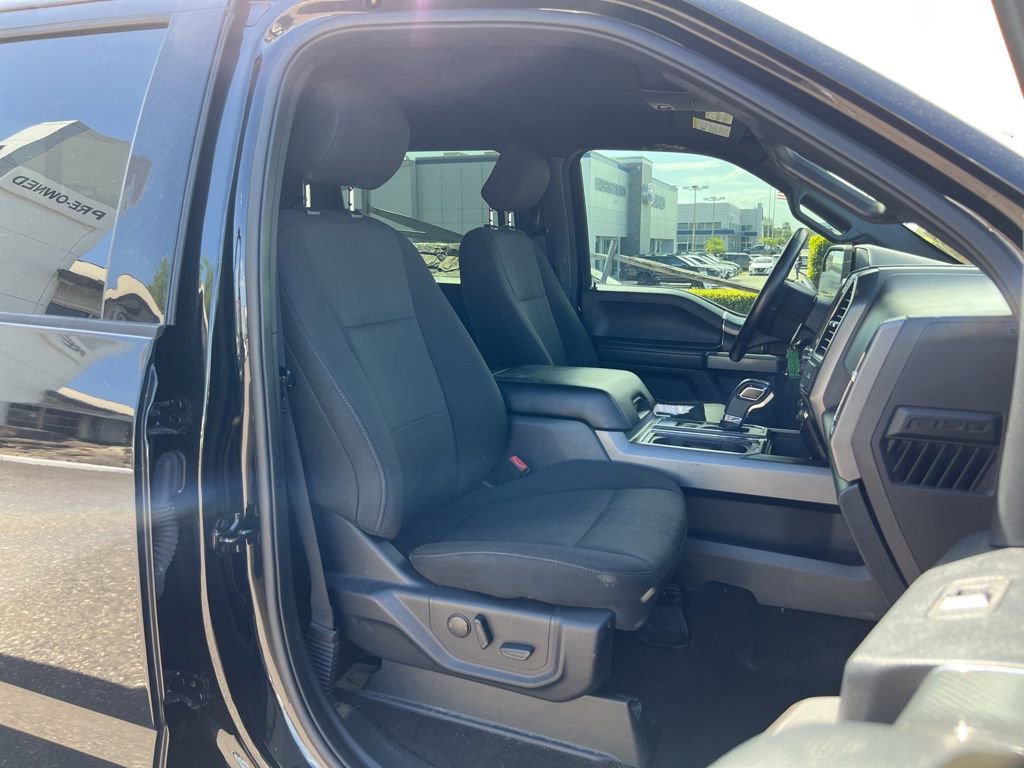 Used 2019 Ford F150 XLT w/ Equipment Group 302A Luxury image 11