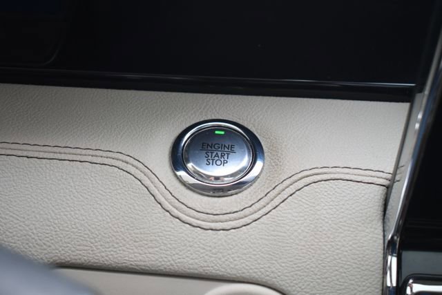 Used 2020 Lincoln Navigator L Reserve w/ Luxury Package image 28