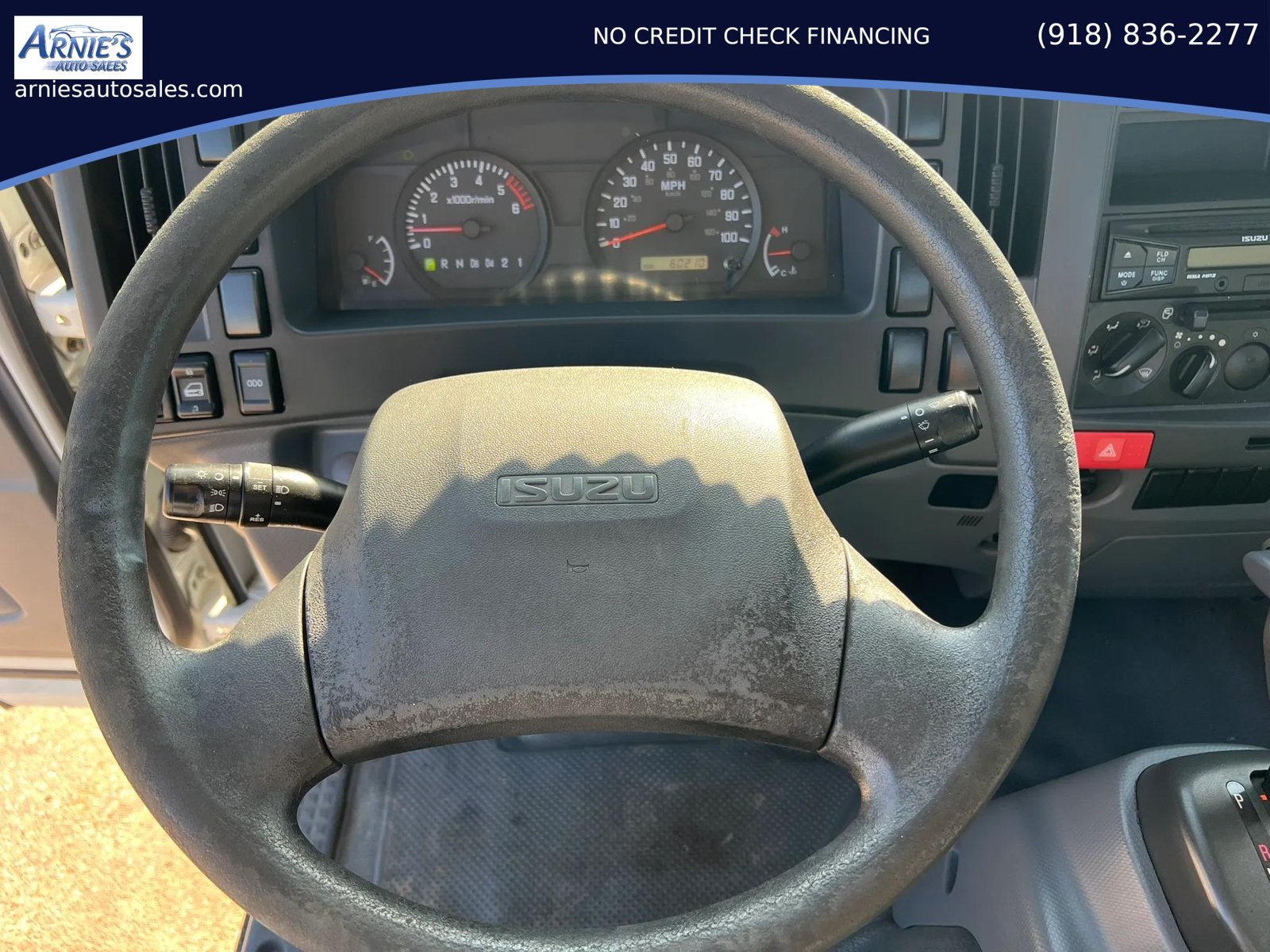 Used 2016 Isuzu NPR RWD image 10