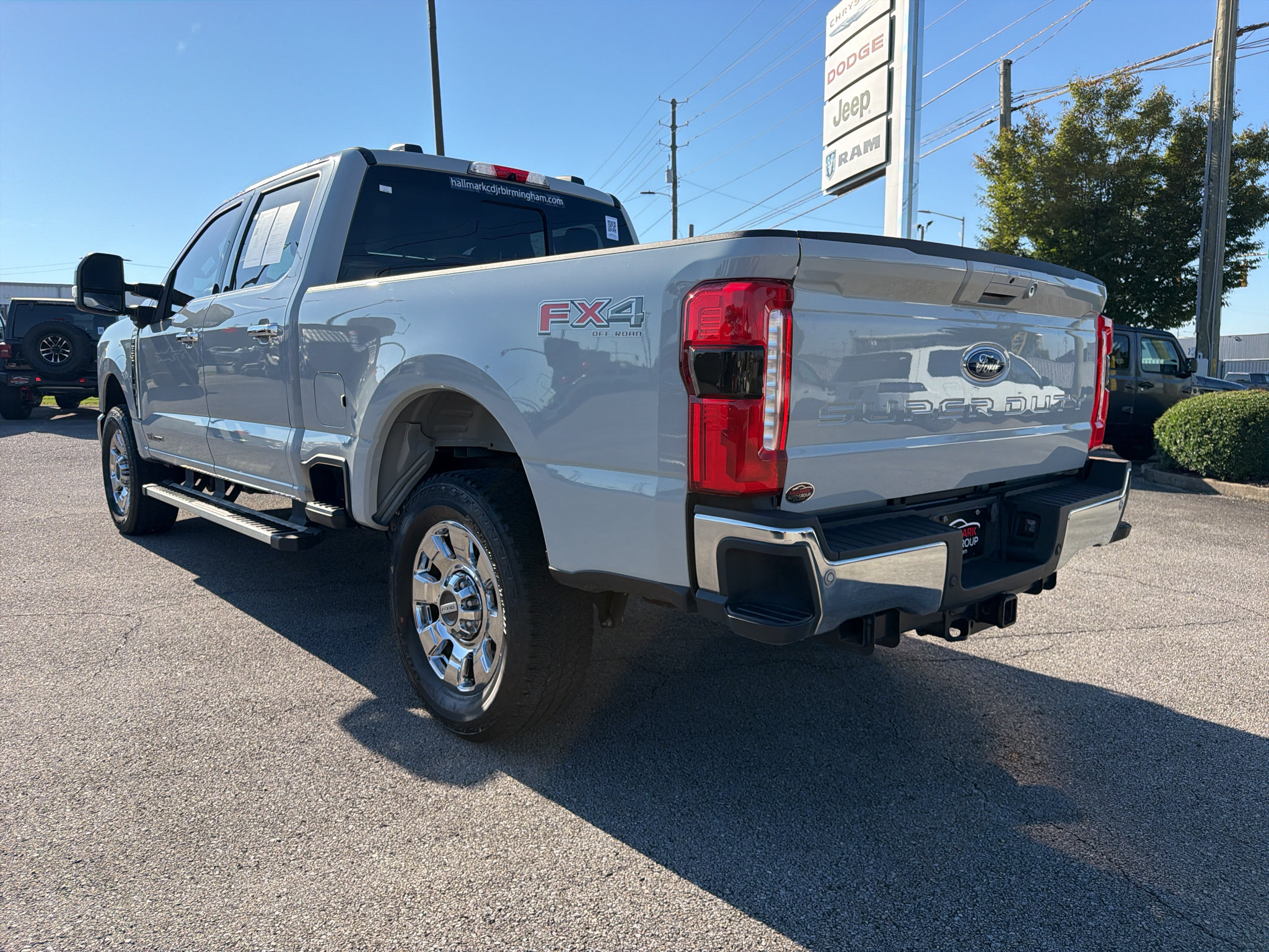 Used 2025 Ford F250 Lariat w/ Chrome Package AWD/4WD image 9