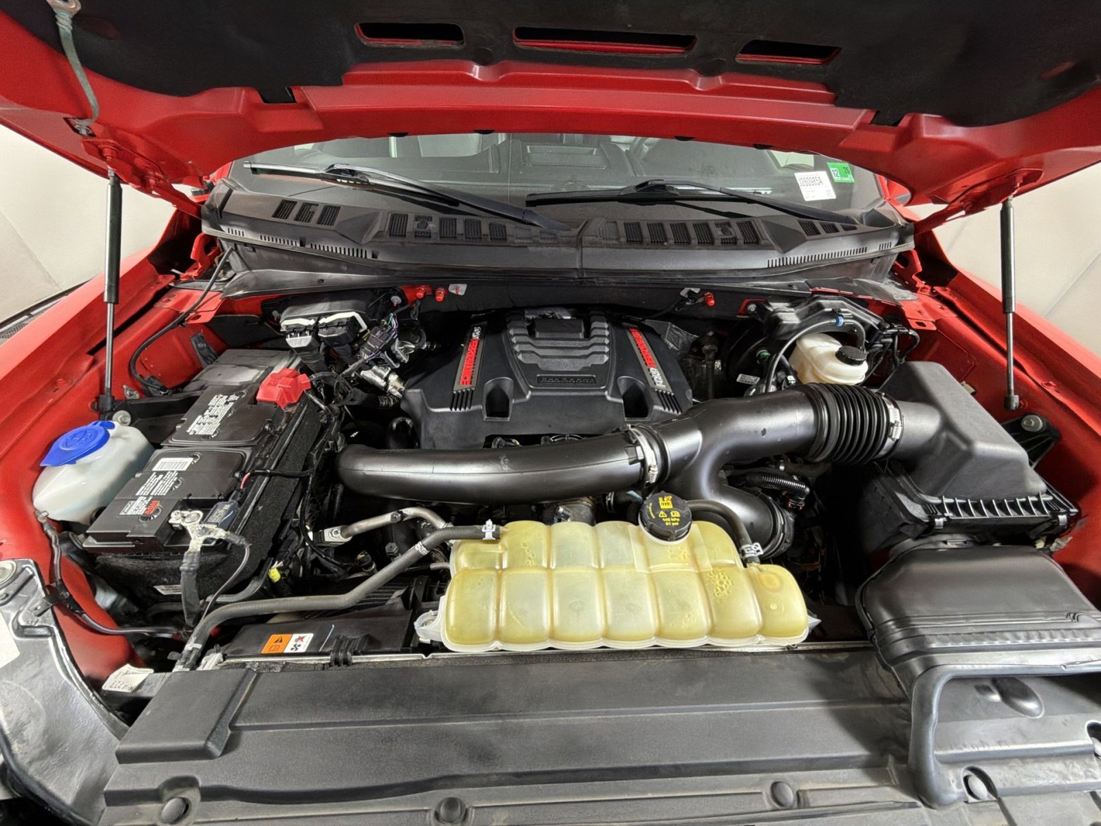 Used 2020 Ford F150 Raptor w/ Equipment Group 802A Luxury image 29