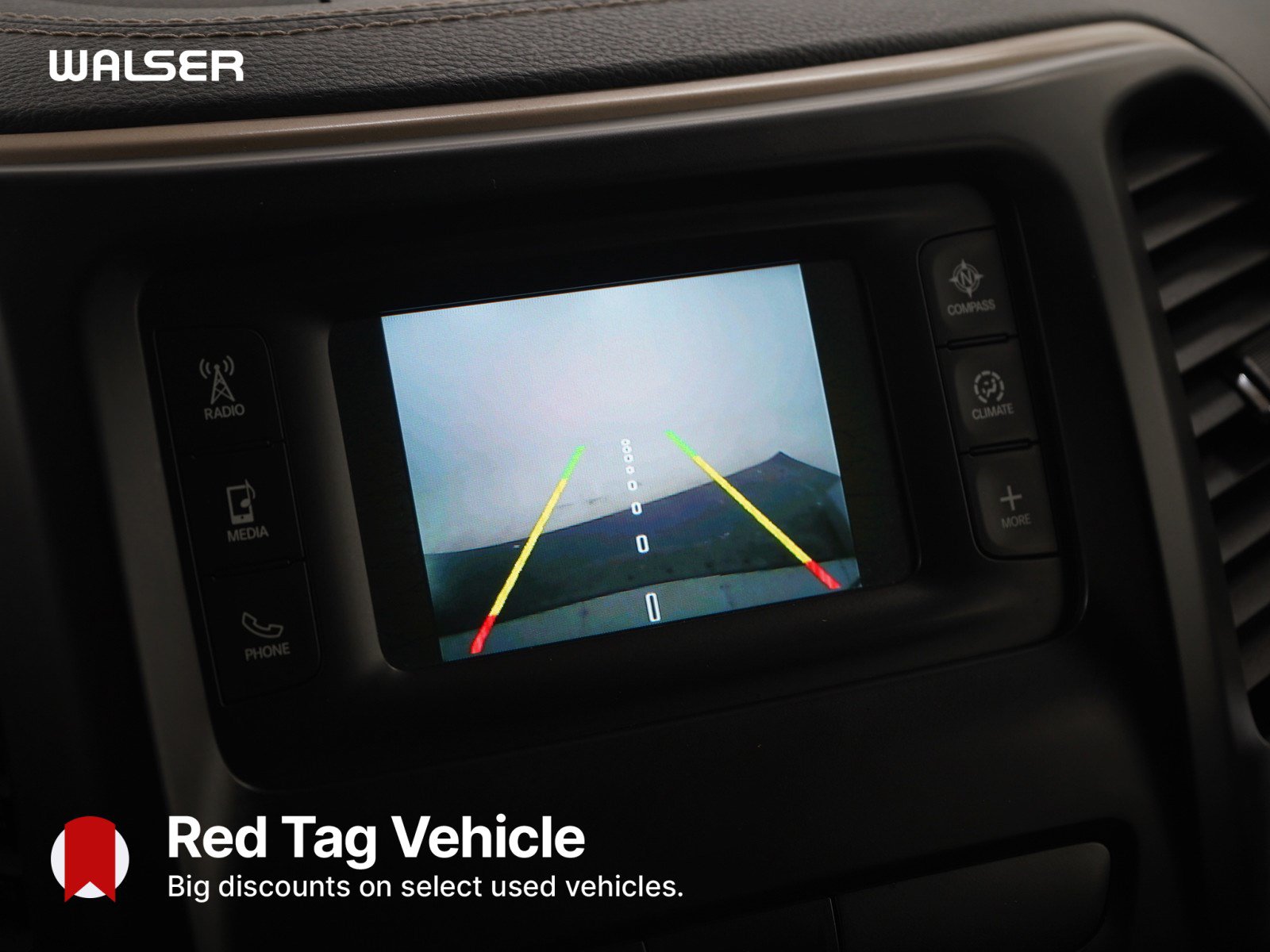 Used 2015 Jeep Cherokee Latitude AWD/4WD image 27