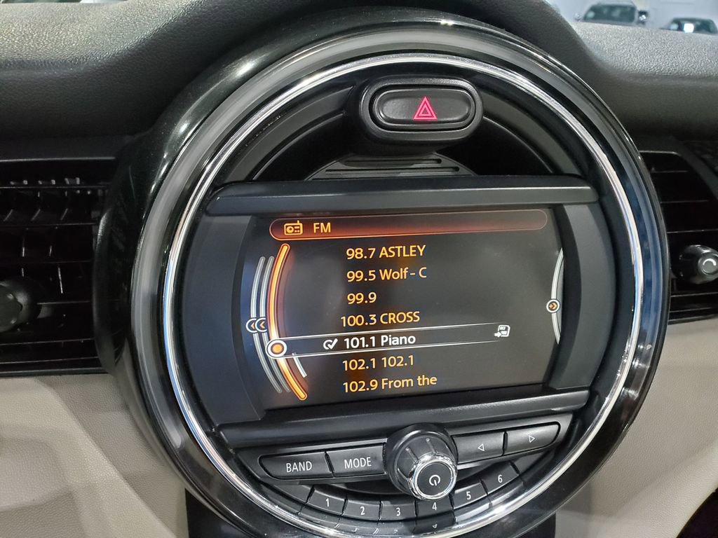 Used 2017 MINI Cooper S image 25