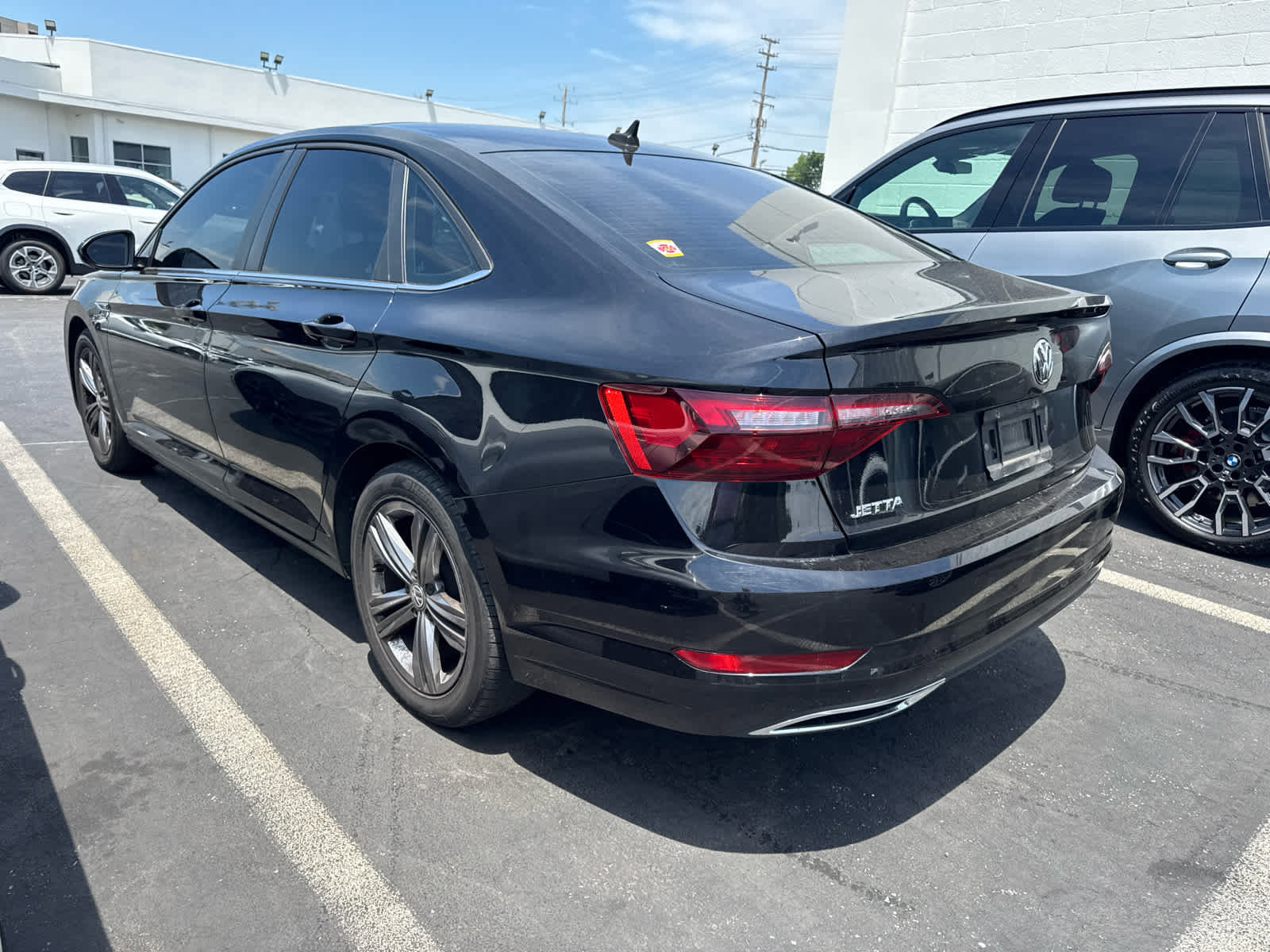 Used 2020 Volkswagen Jetta R-Line FWD image 4