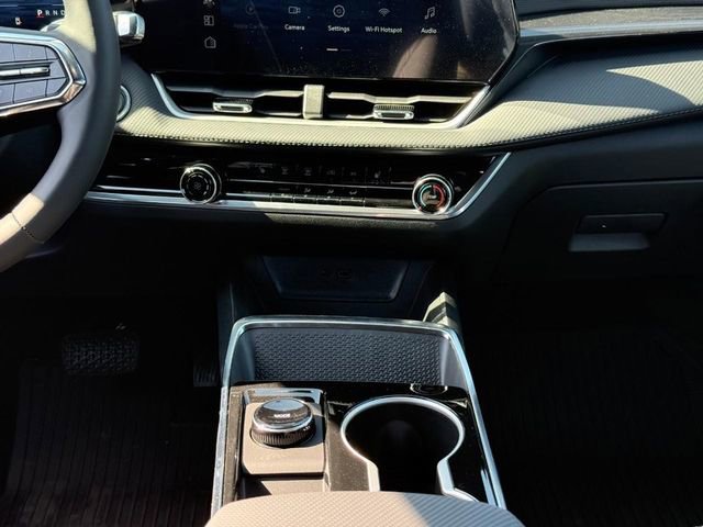 New 2026 Chevrolet Equinox LT w/ Safety and Technology Package image 11