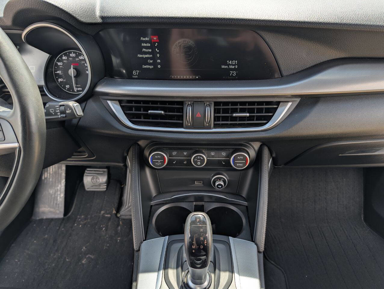 Used 2018 Alfa Romeo Stelvio Ti image 25