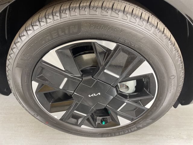 New 2026 Kia Sportage SX FWD image 11