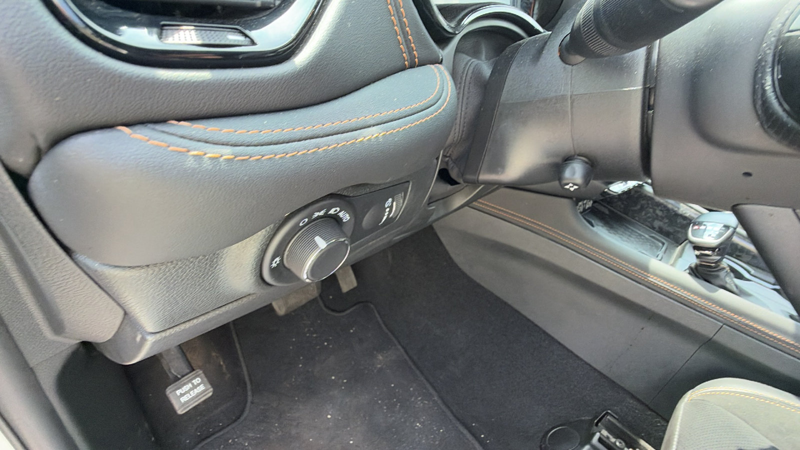 Used 2025 Dodge Durango R/T AWD/4WD image 27