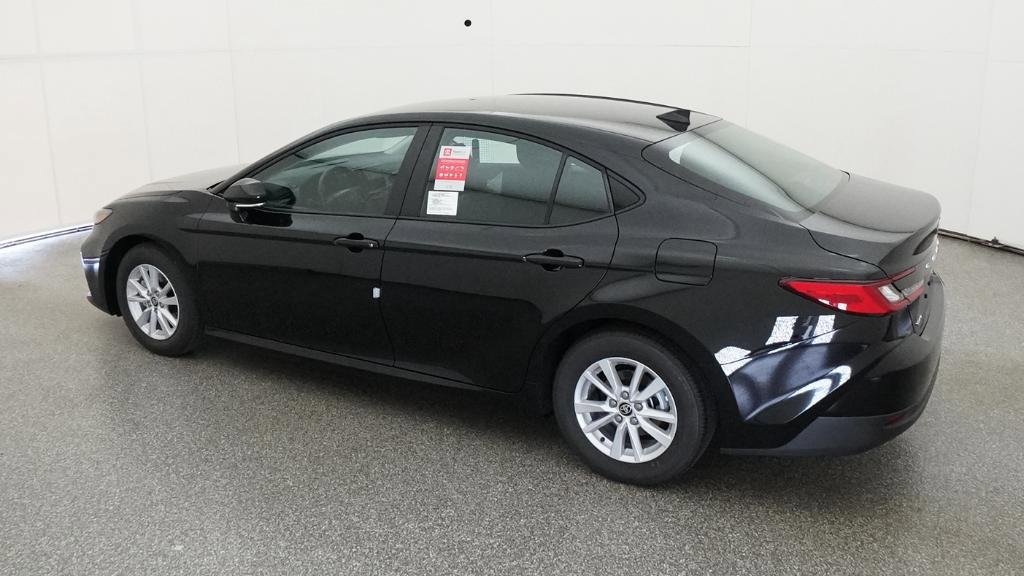 New 2026 Toyota Camry LE FWD image 2