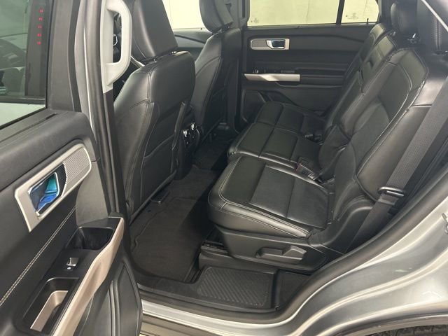 Used 2023 Ford Explorer Limited image 8