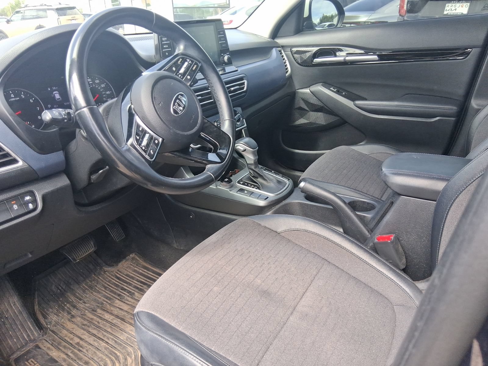 Used 2021 Kia Seltos S AWD/4WD image 6