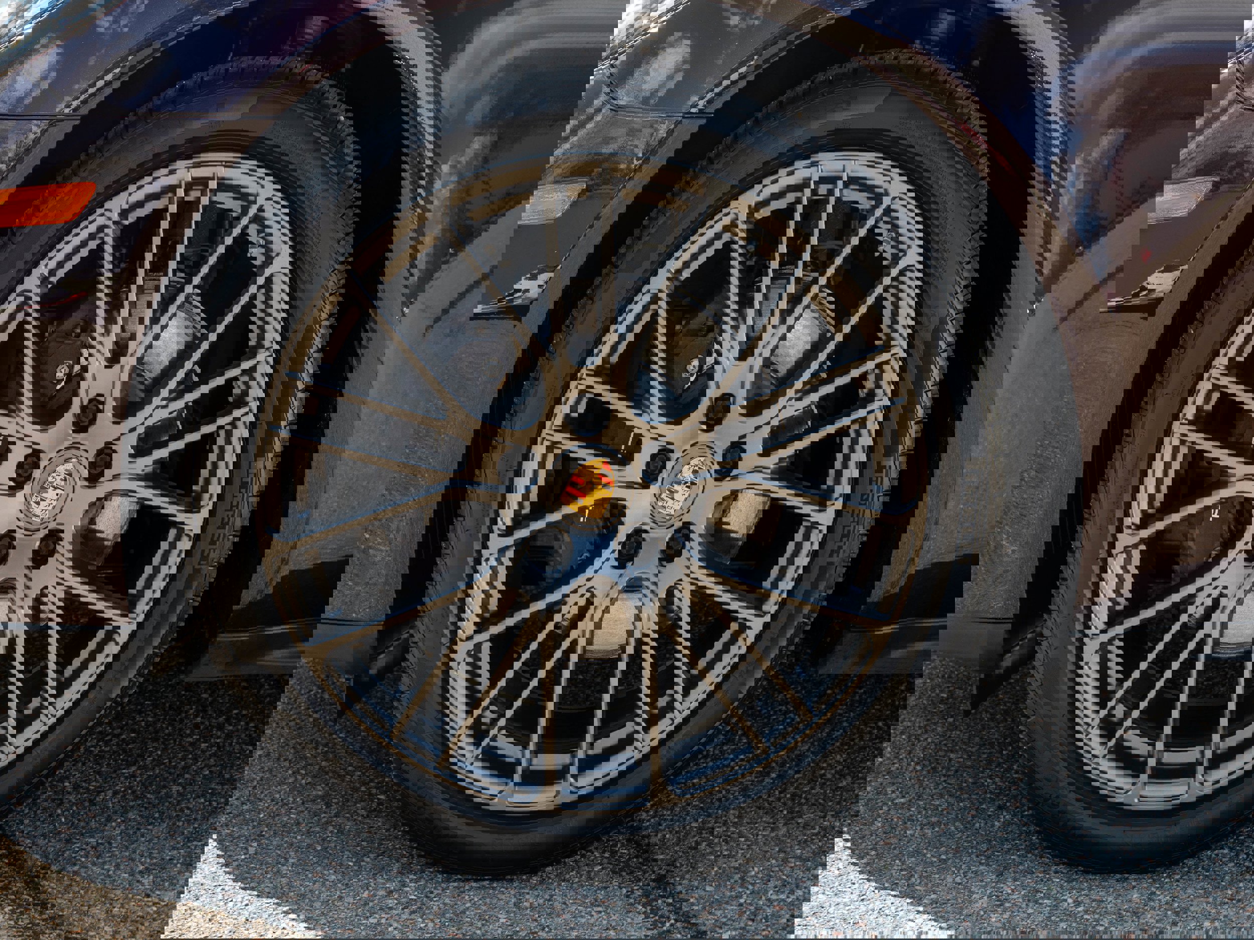 Certified 2023 Porsche Panamera 4 Platinum Edition image 14