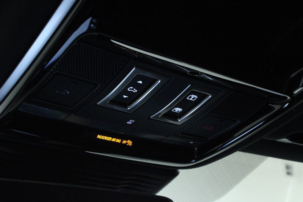 Used 2024 Land Rover Range Rover Velar Dynamic HSE image 34