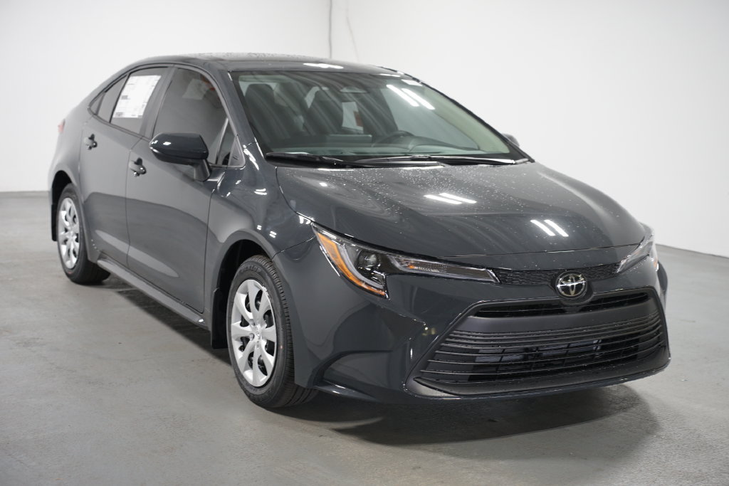 New 2027 Toyota Corolla LE FWD image 3