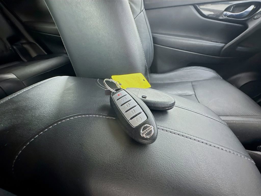 Used 2018 Nissan Rogue SL w/ Premium Package image 41