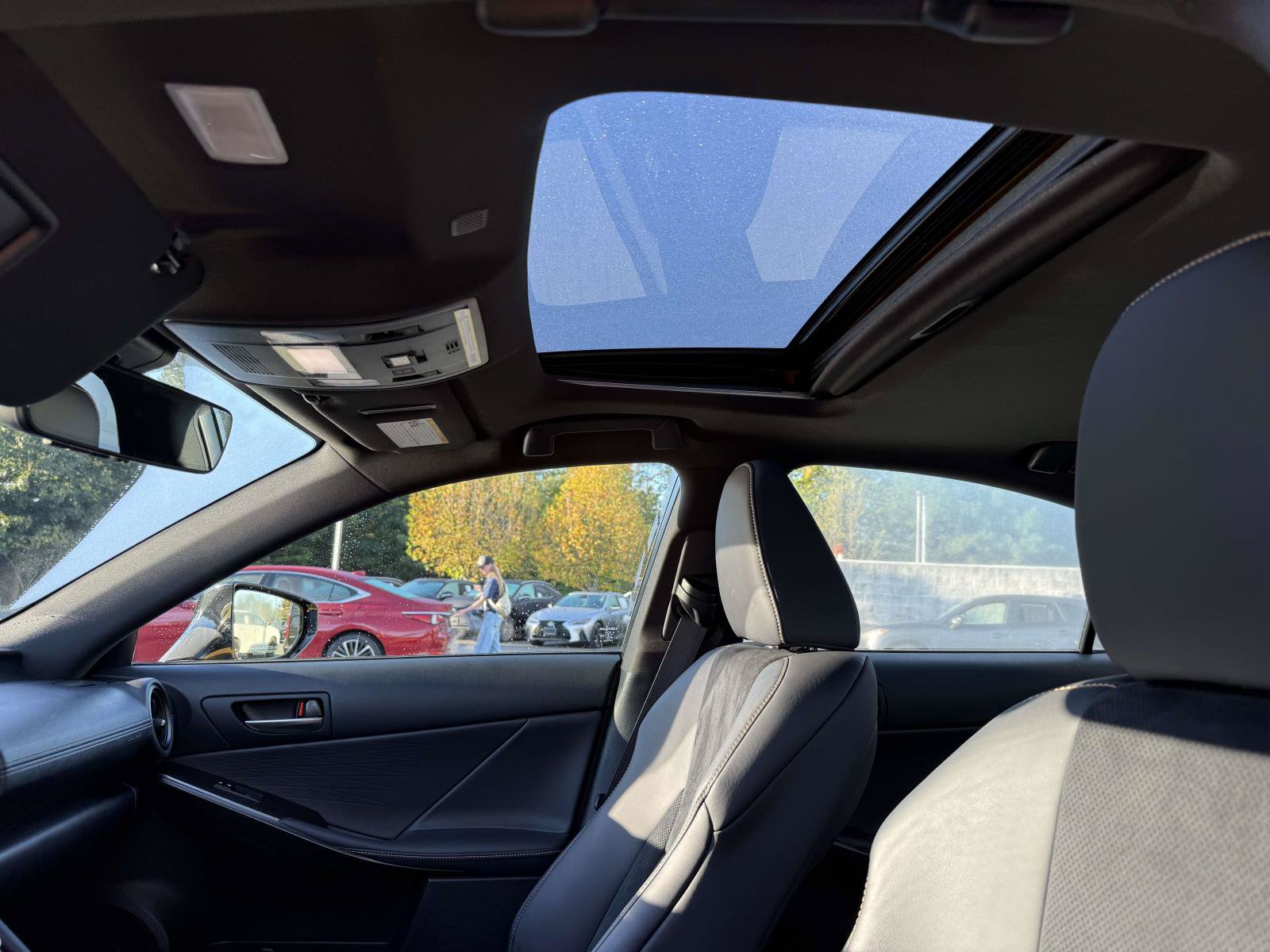 Used 2025 Lexus IS 500 RWD image 20
