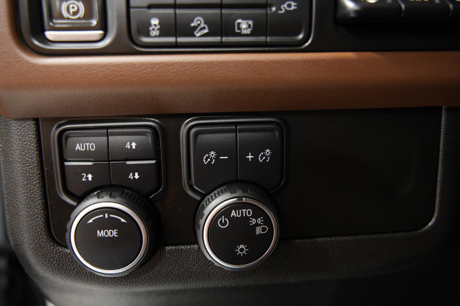 Used 2022 Chevrolet Tahoe High Country AWD/4WD image 33