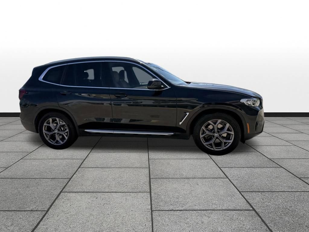 Used 2022 BMW X3 xDrive30i w/ Premium Package 2 AWD/4WD image 2