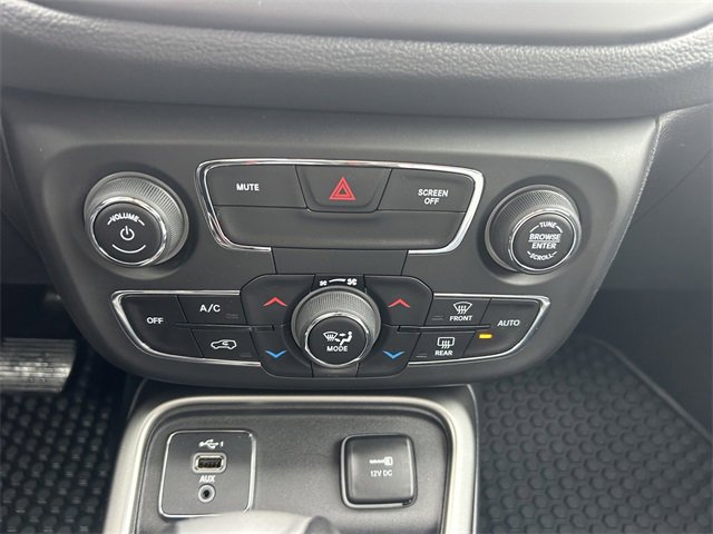 Used 2019 Jeep Compass Latitude w/ Cold Weather Group image 25