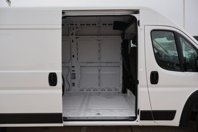 New 2026 RAM ProMaster 3500 w/ Advanced Safety Group FWD image 2