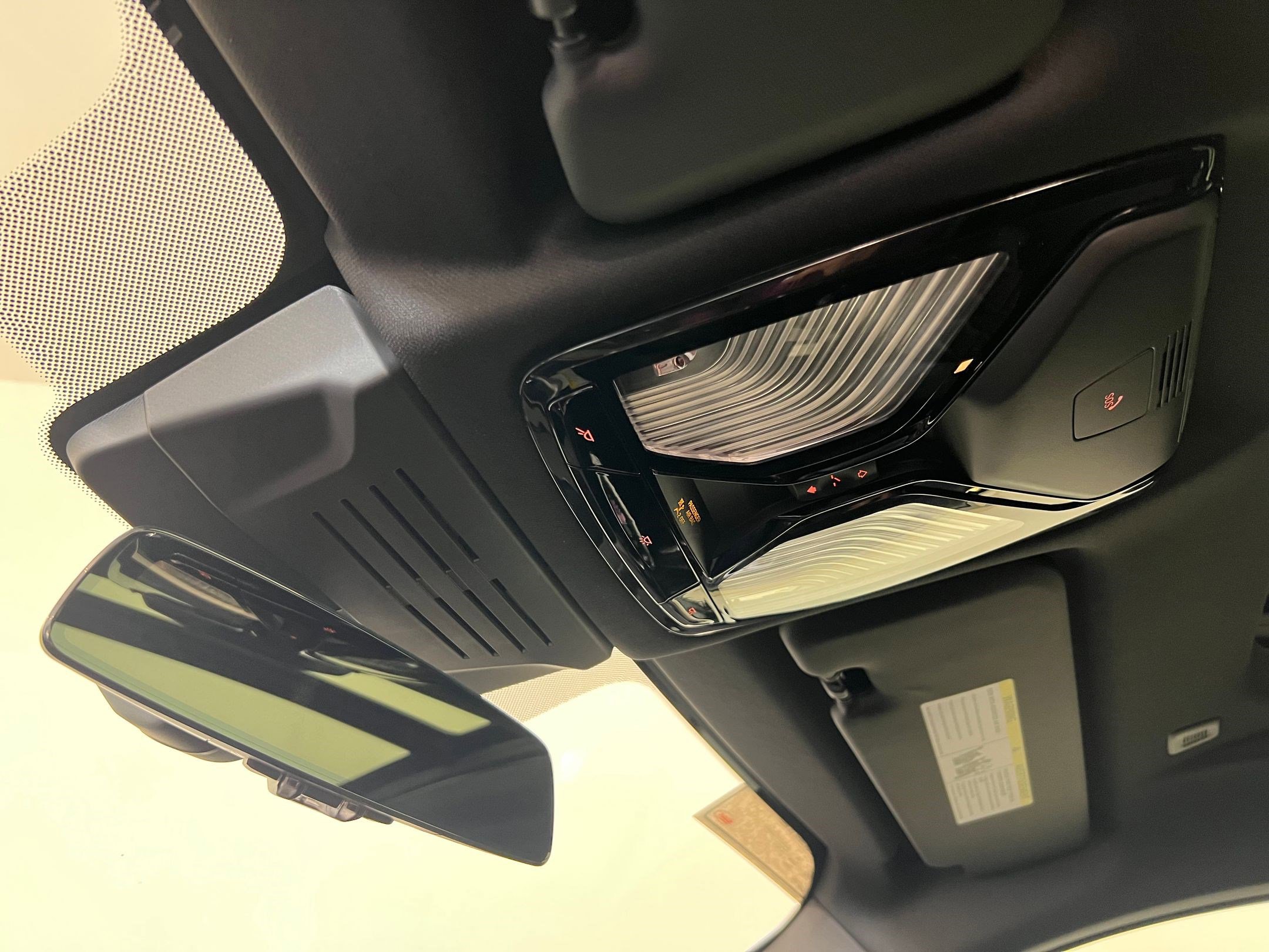 New 2026 BMW X6 M60i w/ Executive Package image 20