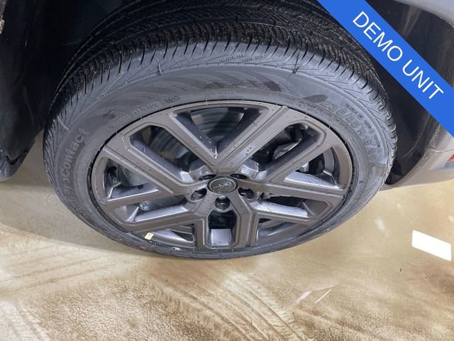 New 2026 Jeep Compass Latitude image 10