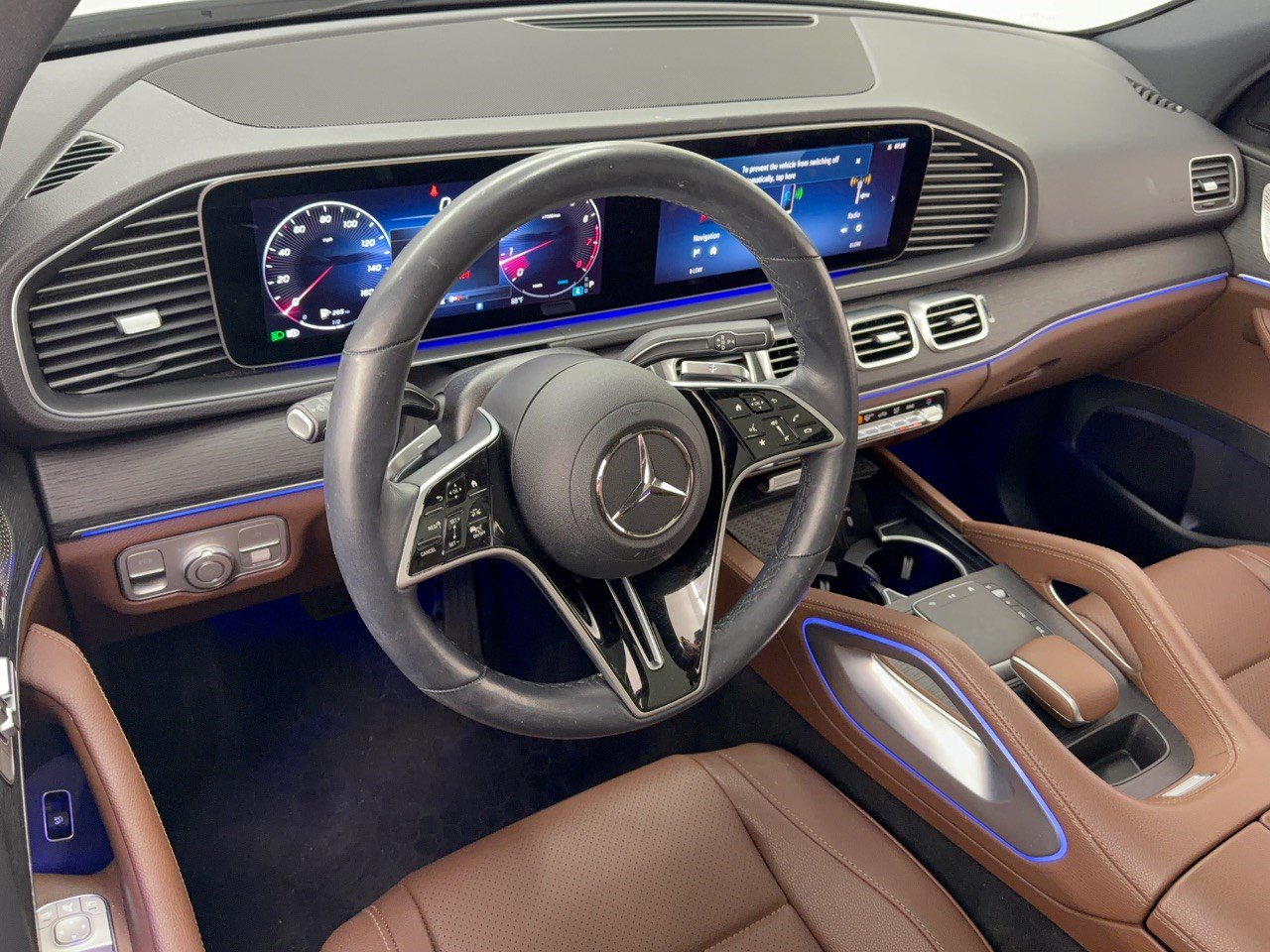 Used 2025 Mercedes-Benz GLE 350 4MATIC image 4