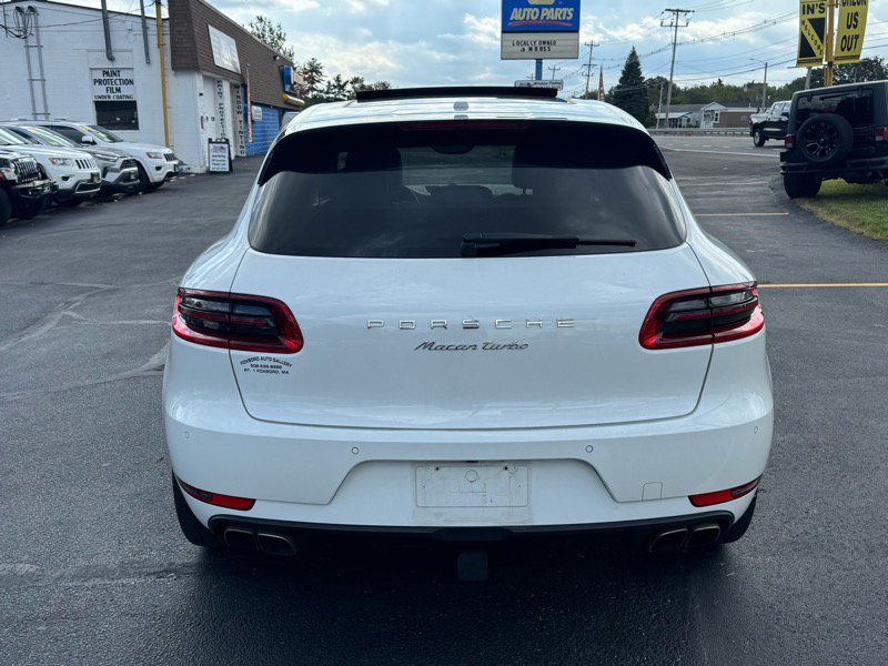 Used 2015 Porsche Macan Turbo image 6
