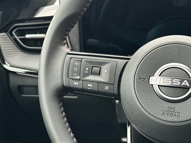 New 2025 Nissan Kicks SR image 18