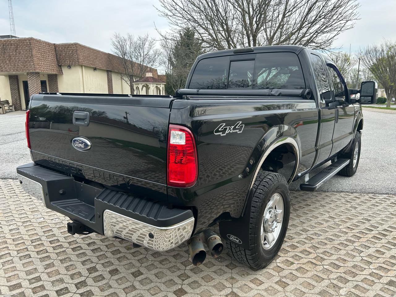 Used 2010 Ford F350 XLT image 5