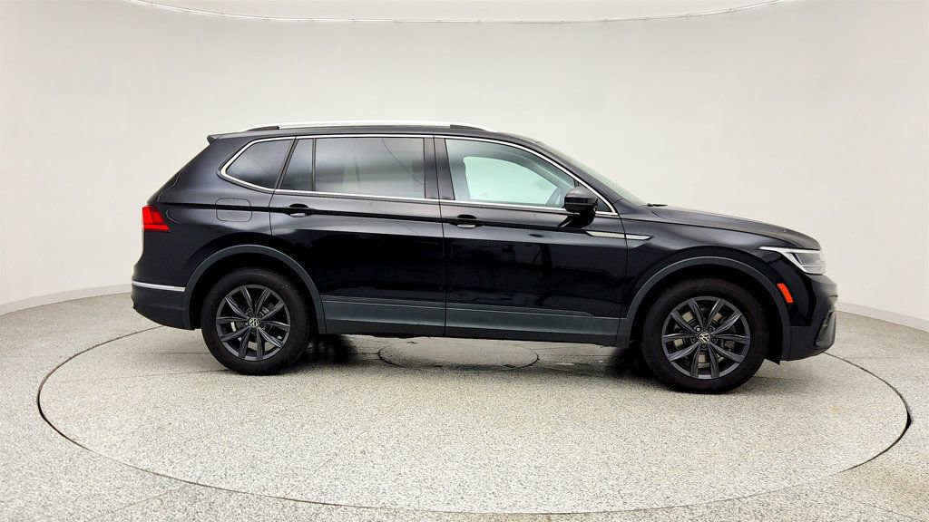 Used 2022 Volkswagen Tiguan SE image 4