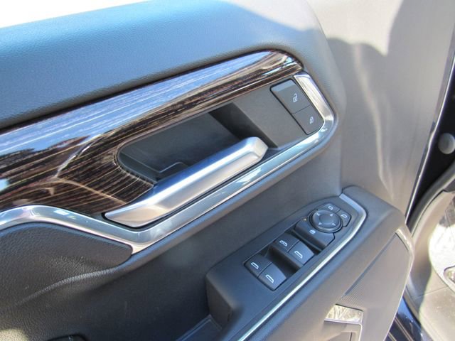 Used 2023 GMC Sierra 1500 Elevation image 10