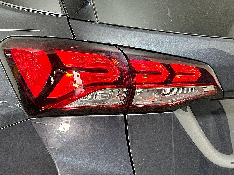 Used 2023 Chevrolet Equinox LT image 31