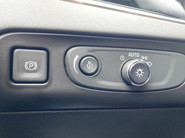 Used 2018 Buick Enclave Premium image 33