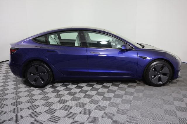 Used 2023 Tesla Model 3 Standard Range RWD image 9