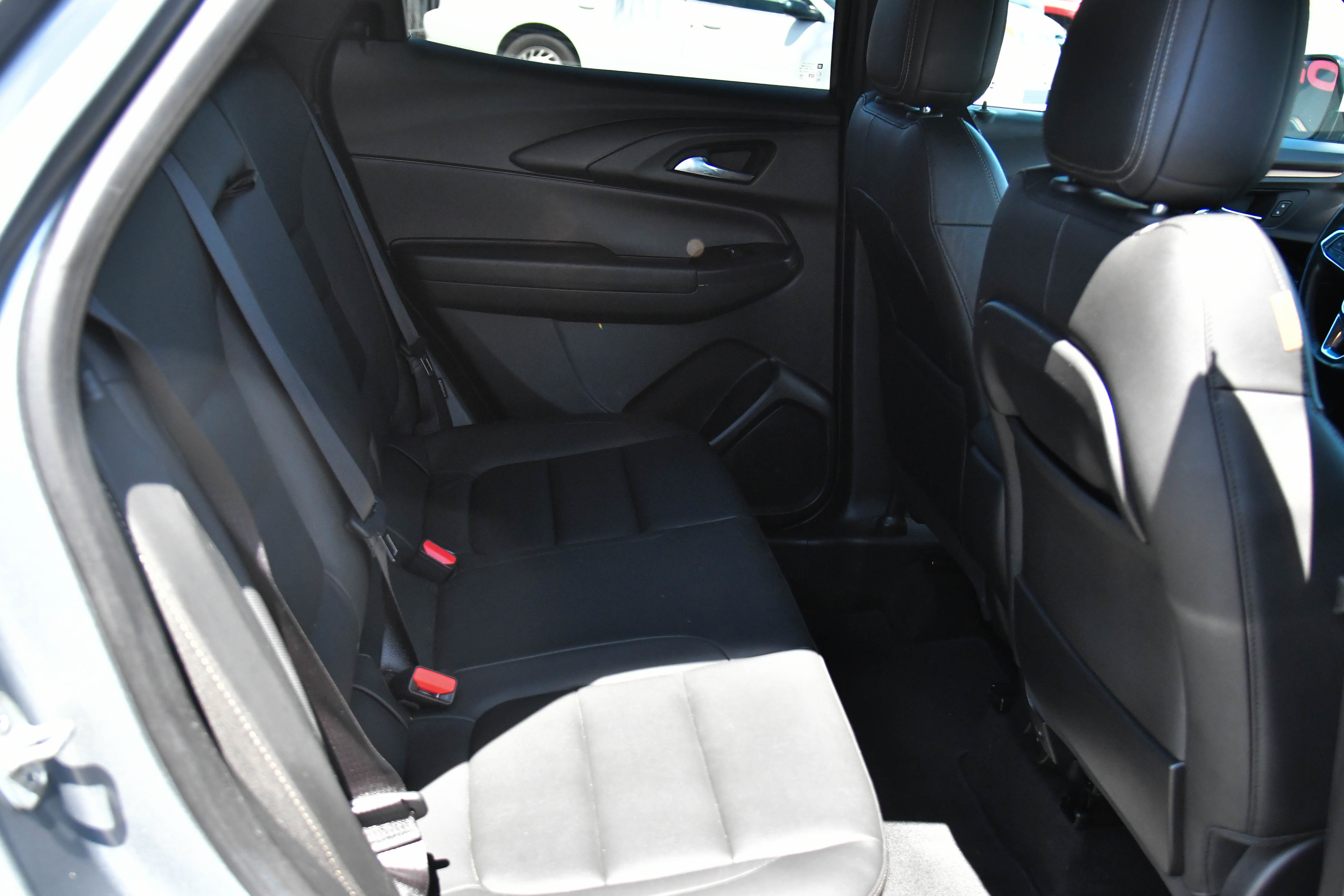 Used 2023 Chevrolet TrailBlazer ACTIV w/ Convenience Package image 38