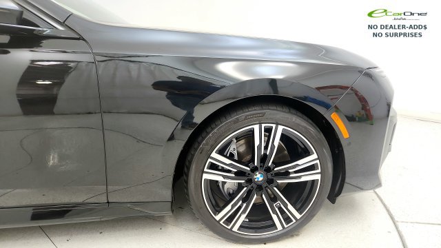 Used 2026 BMW 740i xDrive AWD/4WD image 21