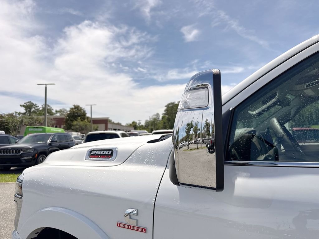 New 2026 RAM 2500 Limited AWD/4WD image 12