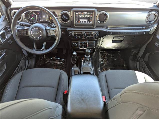 Used 2023 Jeep Wrangler Unlimited AWD/4WD image 17