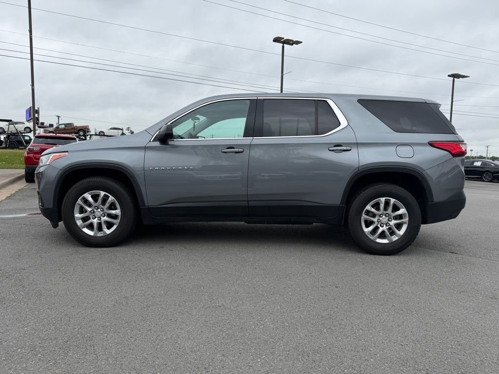 Used 2021 Chevrolet Traverse LS FWD image 4