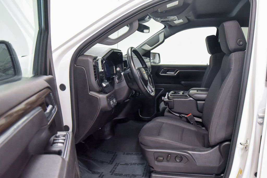 Used 2025 Chevrolet Silverado 1500 LT w/ Work Truck Package image 2