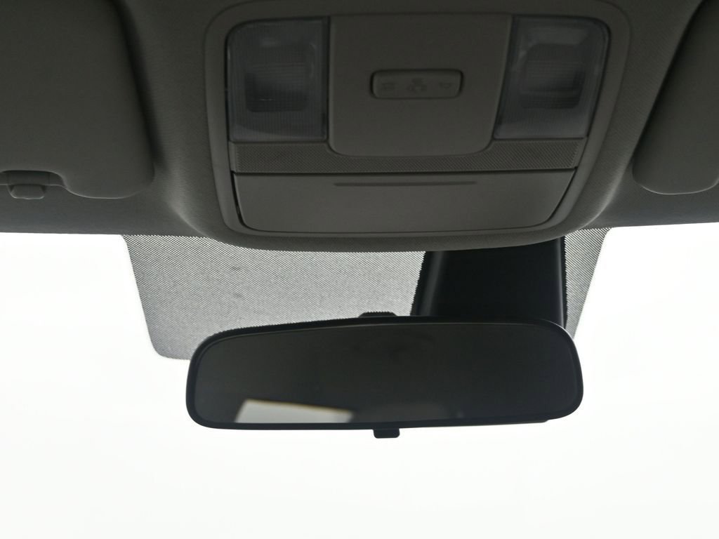 Used 2025 Kia Soul LX w/ LX Technology Package image 34