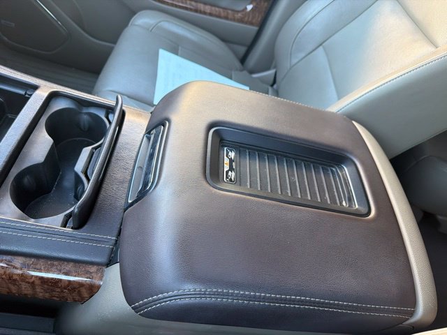 Used 2019 Chevrolet Tahoe Premier AWD/4WD image 30