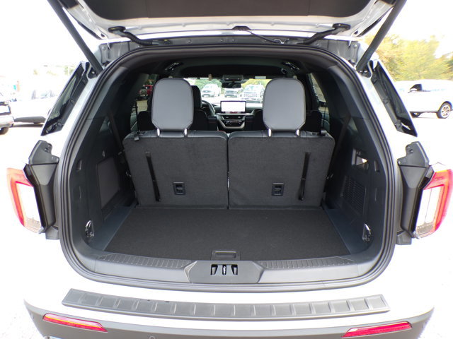 New 2026 Ford Explorer ST-Line image 10