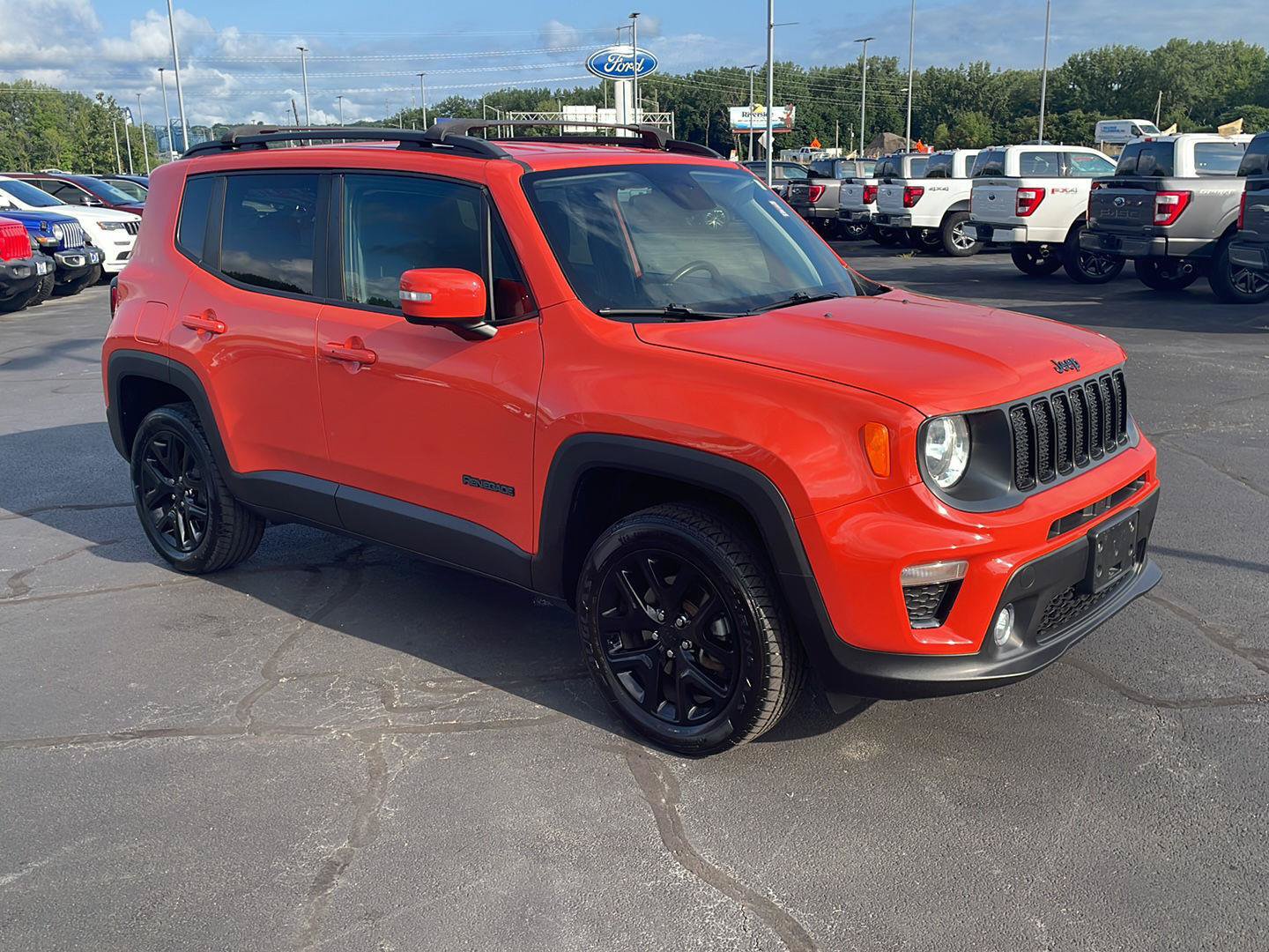 Used 2019 Jeep Renegade Altitude w/ Quick Order Package 2XM AWD/4WD image 7