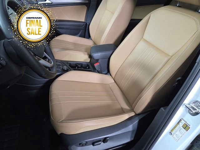 Used 2024 Volkswagen Tiguan SE R-Line image 16